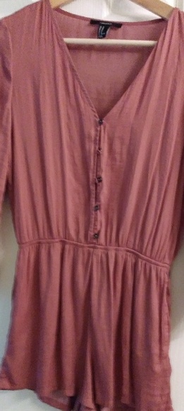 Blush Pink Romper - Picture 8 of 8